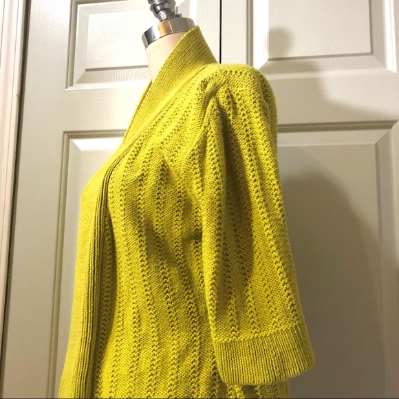 Monterey Bay Chartreuse 💯 Cotton Cardigan Sweater Size Medium - Picture 3 of 10